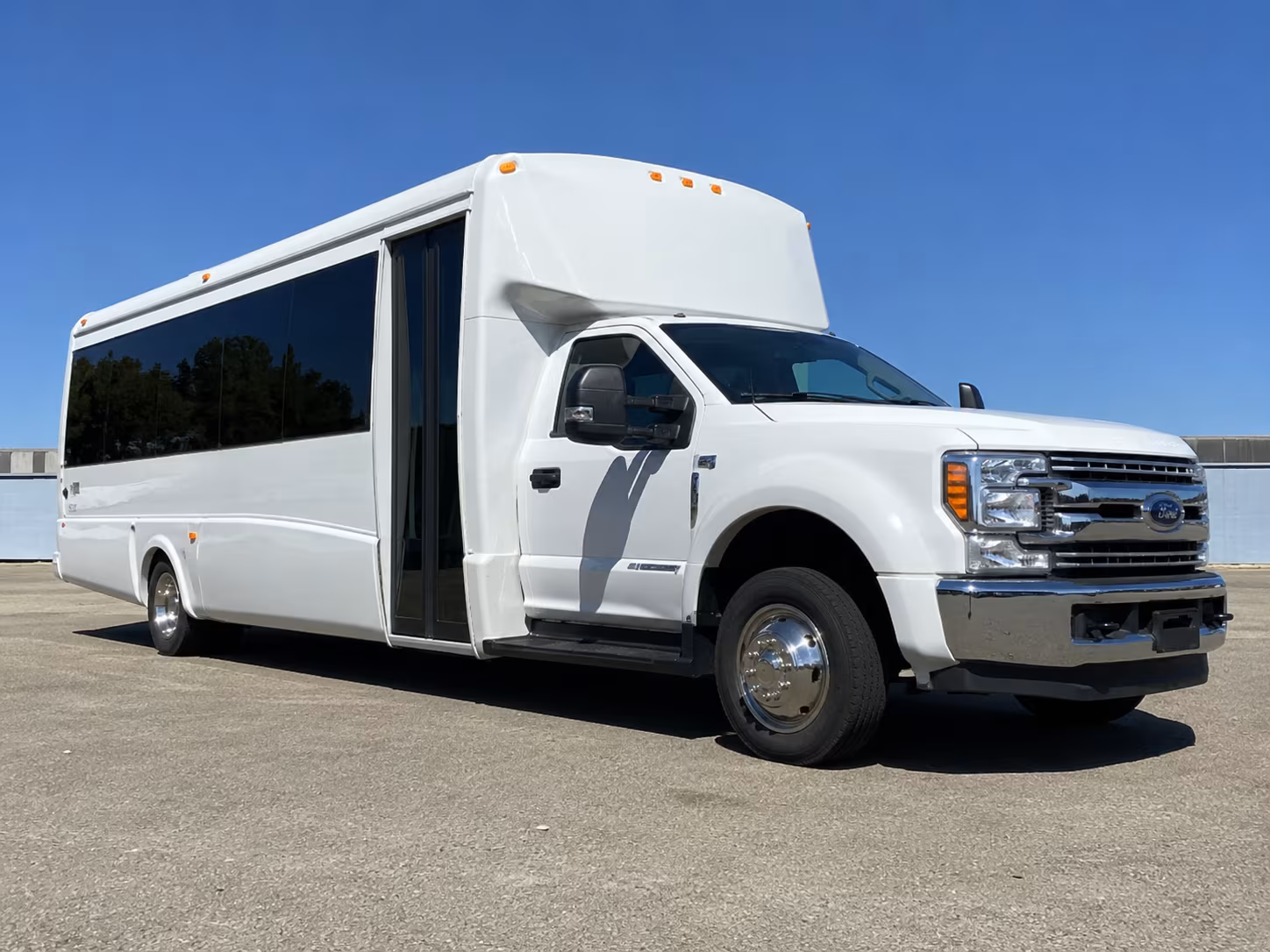 beaverton charter bus rentals for teams and fans traveling to away games