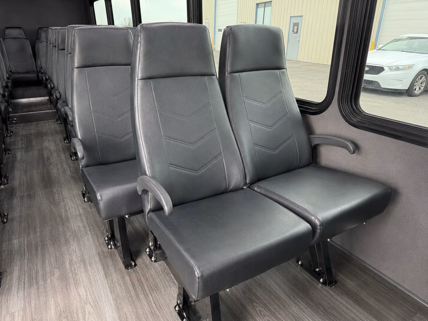 lake oswego bus rentals